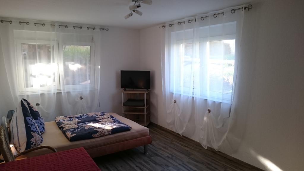 Casa Helvetia Appartement Rheinhausen Buitenkant foto